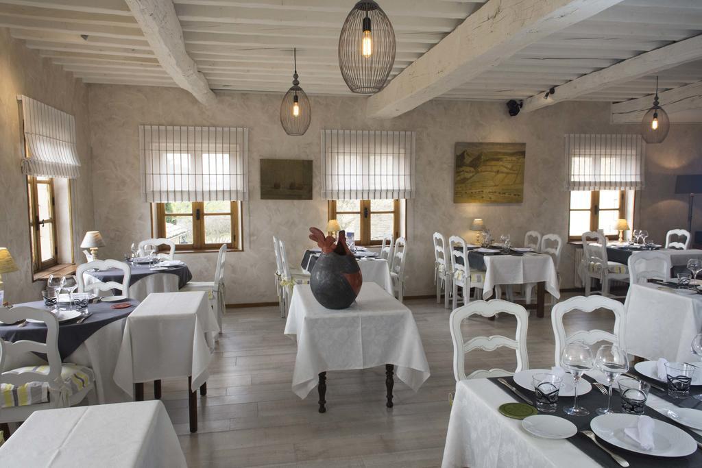 Logis Hotel Les Hospitaliers Le Poët-Laval Esterno foto