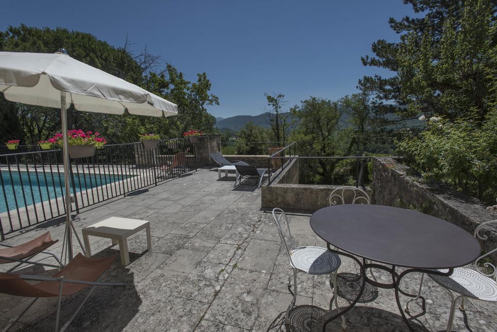 Logis Hotel Les Hospitaliers Le Poët-Laval Esterno foto